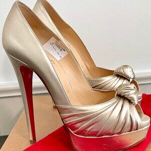 Christian Louboutin Metallic Laminato Jenny 150 Knot Pumps Gold 36.5